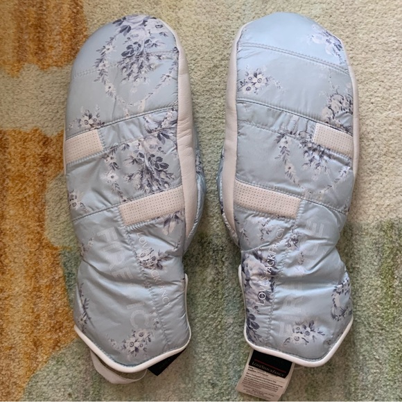 Loveshackfancy x Bogner Fire + Ice Panja Mittens - Picture 4 of 7